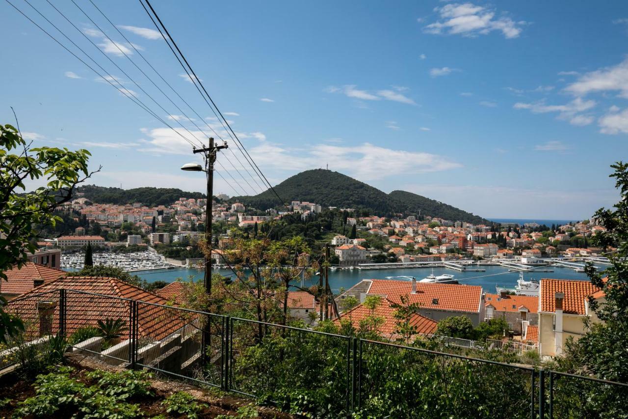 Mini Apartment Petra - Rooms Purple & Green With Kitchen And Garden Dubrovnik Exteriör bild
